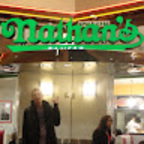 Meet your Posher, Nathan - Picture 1 of 1